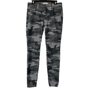 |EUC| CURRENT/ELLIOTT The Ankle Skinny Distressed Black Camo